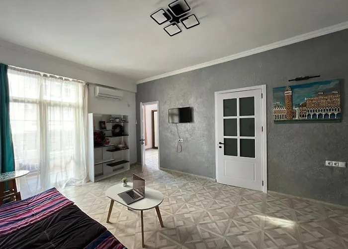 Apartment Sunny Mood